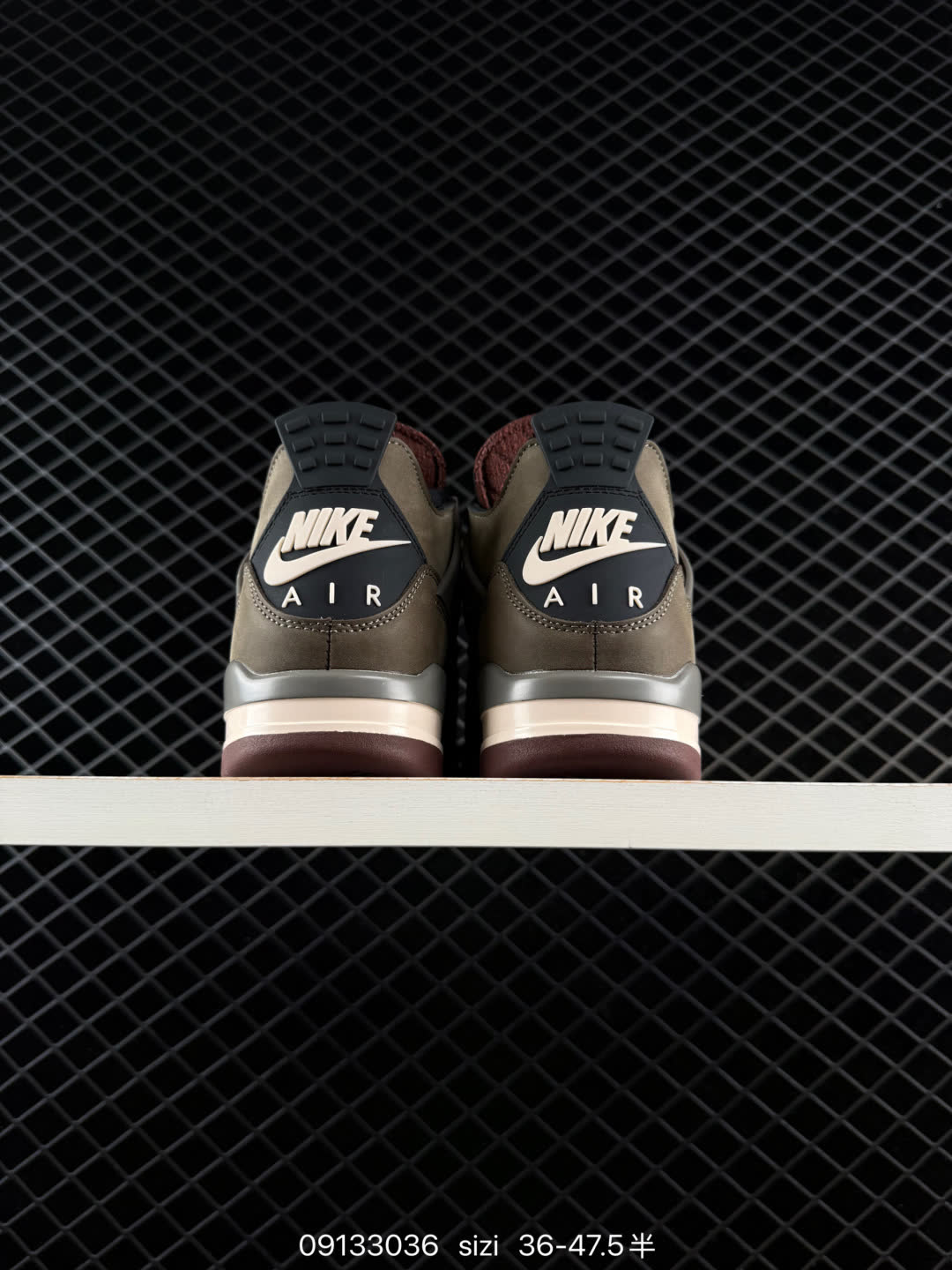 Nike Air Jordan 4 Retro OG